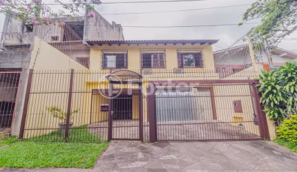 Casa com 4 quartos à venda na Rua João Paetzel, 751, Chácara das Pedras, Porto Alegre, 283 m2 por R$ 1.450.000