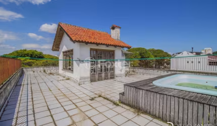 Casa comercial com 1 sala à venda na Travessa Tibagi, 05, São Sebastião, Porto Alegre, 455 m2 por R$ 970.000