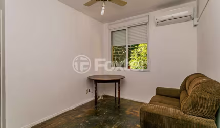 Apartamento com 2 quartos à venda na Rua Doutor João de Deus Vaz da Silva, 75, Santo Antônio, Porto Alegre, 48 m2 por R$ 190.000