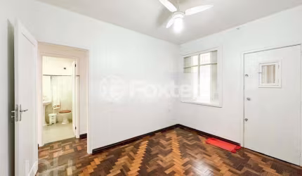 Apartamento com 2 quartos à venda na Rua Giordano Bruno, 340, Rio Branco, Porto Alegre, 51 m2 por R$ 260.000
