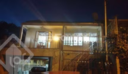 Casa com 1 quarto à venda na Rua Thomaz Francisco de Jesus, 74, Jardim Carvalho, Porto Alegre, 129 m2 por R$ 271.000