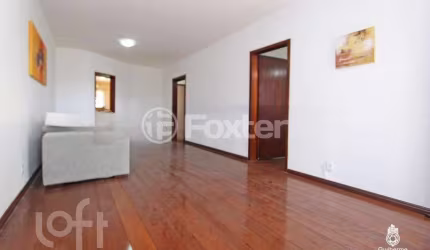 Casa com 3 quartos à venda na Avenida Carneiro da Fontoura, 651, Jardim São Pedro, Porto Alegre, 195 m2 por R$ 795.000