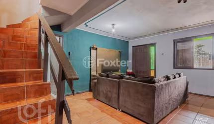 Casa com 4 quartos à venda na Rua Alcides Cunha, 37, Partenon, Porto Alegre, 259 m2 por R$ 350.000
