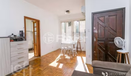 Apartamento com 2 quartos à venda na Rua Artur de Oliveira, 144, Partenon, Porto Alegre, 51 m2 por R$ 190.000