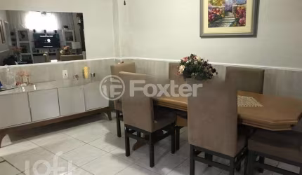 Casa com 5 quartos à venda na Rua Santo Alfredo, 57, Vila São José, Porto Alegre, 260 m2 por R$ 630.000