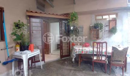 Casa com 3 quartos à venda na Rua Catão Roxo, 31, Jardim São Pedro, Porto Alegre, 256 m2 por R$ 717.000