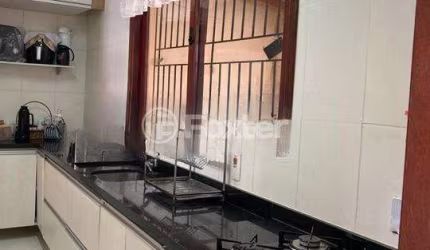 Casa com 3 quartos à venda na Rua Henrique Fraeb, 87, Partenon, Porto Alegre, 181 m2 por R$ 440.000