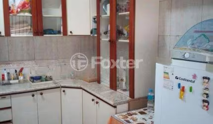Casa com 3 quartos à venda na Avenida Alberto Pasqualini, 267, Jardim Itu Sabará, Porto Alegre, 240 m2 por R$ 530.000