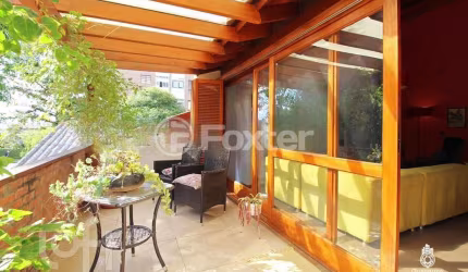 Casa com 5 quartos à venda na Travessa Galeno, 65, São Sebastião, Porto Alegre, 260 m2 por R$ 950.000