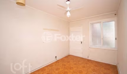 Apartamento com 2 quartos à venda na Rua Oscar Ferreira, 75, Rubem Berta, Porto Alegre, 54 m2 por R$ 120.000