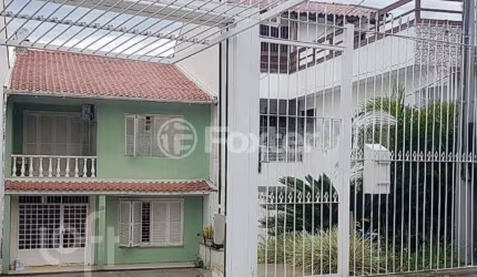 Casa com 4 quartos à venda na Rua Coronel Antenor Amorim, 93, Bom Jesus, Porto Alegre, 239 m2 por R$ 530.000