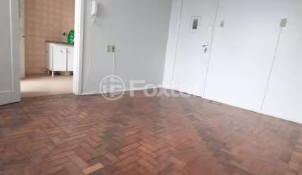 Apartamento com 2 quartos à venda na Rua Lobo da Costa, 91, Azenha, Porto Alegre, 57 m2 por R$ 250.000