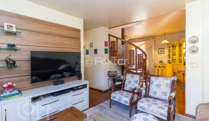 Casa com 5 quartos à venda na Rua Primeiro de Março, 721, Vila São José, Porto Alegre, 407 m2 por R$ 1.150.000