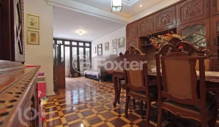 Casa com 3 quartos à venda na Rua Comendador Coruja, 359, Floresta, Porto Alegre, 370 m2 por R$ 1.655.000