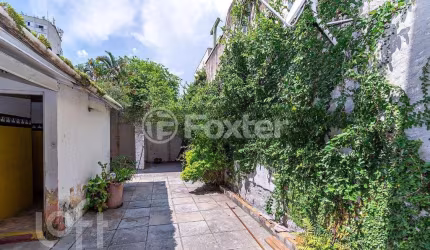 Casa com 3 quartos à venda na Rua Gaspar Martins, 450, Floresta, Porto Alegre, 117 m2 por R$ 399.000