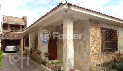 Casa com 5 quartos à venda na Rua São Nicolau, 1411, Santa Maria Goretti, Porto Alegre, 203 m2 por R$ 849.000