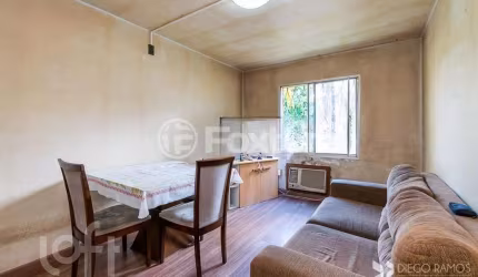 Apartamento com 2 quartos à venda na Avenida Antônio Carvalho, 2600, Jardim Carvalho, Porto Alegre, 59 m2 por R$ 150.000