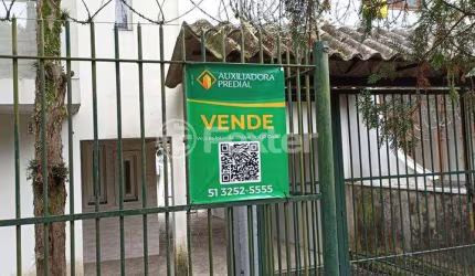Casa com 3 quartos à venda na Rua Lauro Rodrigues, 590, Costa e Silva, Porto Alegre, 197 m2 por R$ 520.000