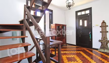 Casa com 4 quartos à venda na Rua Rio Pardo, 372, Passo da Areia, Porto Alegre, 250 m2 por R$ 995.000