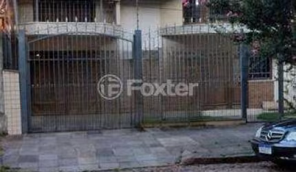 Casa com 4 quartos à venda na Rua Professor Guerreiro Lima, 1010, Partenon, Porto Alegre, 389 m2 por R$ 1.100.000