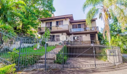 Casa com 7 quartos à venda na Rua Almirante Delamare, 135, Tristeza, Porto Alegre, 600 m2 por R$ 2.130.000
