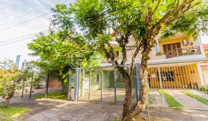 Casa com 5 quartos à venda na Rua Caribe, 36, Ipanema, Porto Alegre, 222 m2 por R$ 759.000