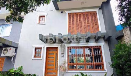Casa em condomínio fechado com 4 quartos à venda na Rua João do Couto, 201, Belém Velho, Porto Alegre, 200 m2 por R$ 674.500