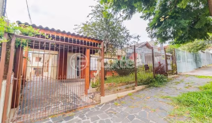 Casa com 4 quartos à venda na Rua Padre Alois Kades S J, 81, Vila Ipiranga, Porto Alegre, 162 m2 por R$ 1.378.000