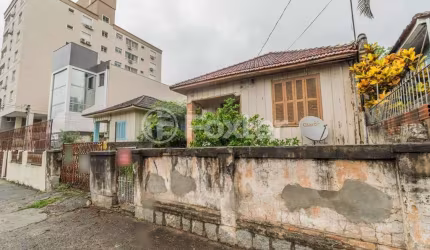 Terreno à venda na Rua Guilherme Klippel, 204, Passo da Areia, Porto Alegre, 300 m2 por R$ 950.000