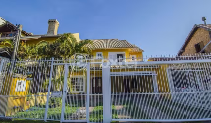 Casa com 3 quartos à venda na Rua Josué Guimarães, 115, Espírito Santo, Porto Alegre, 208 m2 por R$ 960.000