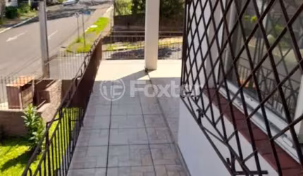 Casa com 3 quartos à venda na Rua Brasil, 135, Primavera, Novo Hamburgo, 204 m2 por R$ 498.000