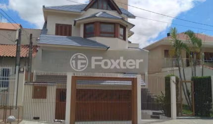 Casa com 6 quartos à venda na Rua Vereador Antônio Ferreira Alves, 765, Centro, Canoas, 358 m2 por R$ 1.600.000