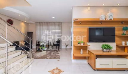 Casa com 3 quartos à venda na Rua Guilherme Alves, 1357, Partenon, Porto Alegre, 280 m2 por R$ 1.175.000