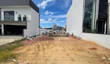 Terreno à venda na Avenida Arroio Feijó, 2610, Morro Santana, Porto Alegre, 252 m2 por R$ 180.000