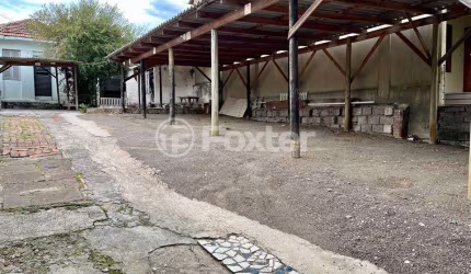 Terreno comercial à venda na Rua Augusto Attílio Giordani, 33, São Sebastião, Porto Alegre, 330 m2 por R$ 300.000