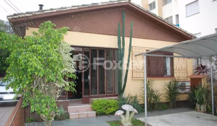 Casa com 4 quartos à venda na Rua Nazareth, 470, Bom Jesus, Porto Alegre, 130 m2 por R$ 403.000