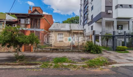 Terreno comercial à venda na Rua Doutor Oscar Bittencourt, 568, Menino Deus, Porto Alegre, 337 m2 por R$ 750.000