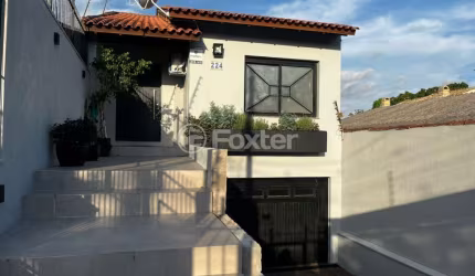 Casa com 4 quartos à venda na Rua Victor Silva, 224, Camaquã, Porto Alegre, 375 m2 por R$ 890.000