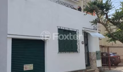 Casa comercial com 2 salas à venda na Rua Lobo da Costa, 86, Azenha, Porto Alegre, 270 m2 por R$ 950.000