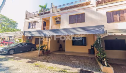 Casa em condomínio fechado com 3 quartos à venda na Avenida Engenheiro Ludolfo Boehl, 387, Teresópolis, Porto Alegre, 184 m2 por R$ 520.000