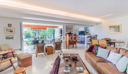 Casa com 4 quartos à venda na Rua Curupaiti, 113, Cristal, Porto Alegre, 594 m2 por R$ 2.649.000