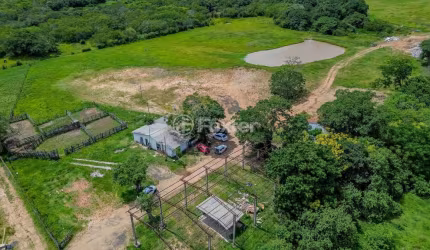 Fazenda à venda na Avenida dos Funcionários, 1600, Passo das Pedras, Gravataí, 1230000 m2 por R$ 246.000