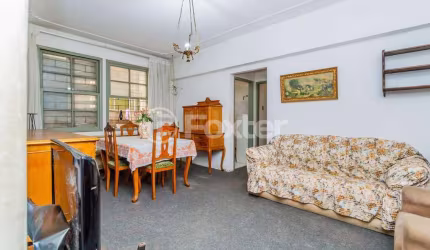 Apartamento com 2 quartos à venda na Rua Demétrio Ribeiro, 1168, Centro Histórico, Porto Alegre, 74 m2 por R$ 210.000