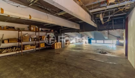 Sala comercial à venda na Rua Duque de Caxias, 1735, Centro Histórico, Porto Alegre, 229 m2 por R$ 617.500
