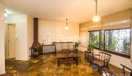 Casa com 4 quartos à venda na Rua Miguel Couto, 755, Menino Deus, Porto Alegre, 168 m2 por R$ 955.000