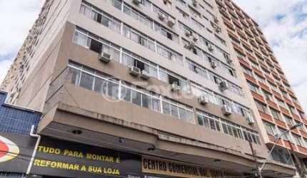 Apartamento com 3 quartos à venda na Rua Coronel Vicente, 408, Centro Histórico, Porto Alegre, 43 m2 por R$ 320.000