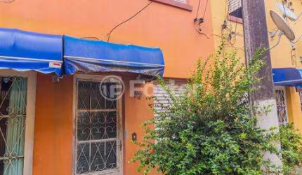 Casa em condomínio fechado com 2 quartos à venda na Rua Joaquim Cruz, 555, Santo Antônio, Porto Alegre, 74 m2 por R$ 125.000
