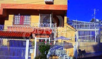 Casa com 3 quartos à venda na Rua Professor Joaquim Louzada, 104, Camaquã, Porto Alegre, 226 m2 por R$ 599.000