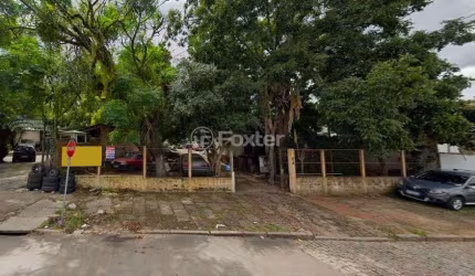 Terreno à venda na Rua Águas Mortas, 16, Medianeira, Porto Alegre, 1100 m2 por R$ 950.000