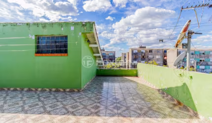Casa com 3 quartos à venda na Rua Rubem Pereira Torelly, 2439, Restinga, Porto Alegre, 150 m2 por R$ 383.000